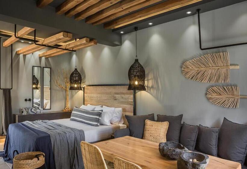 Avithos Resort