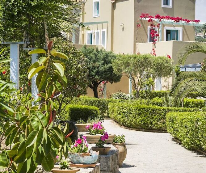 Avithos Resort
