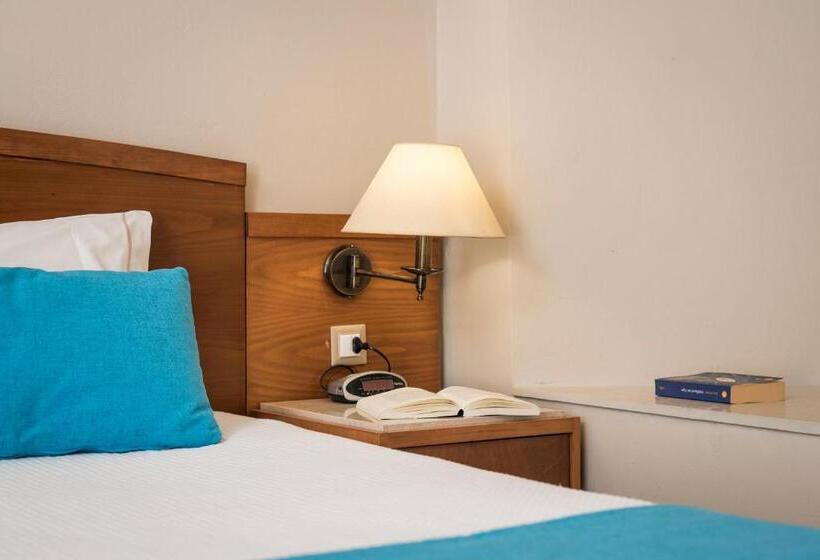 Elotis Suites