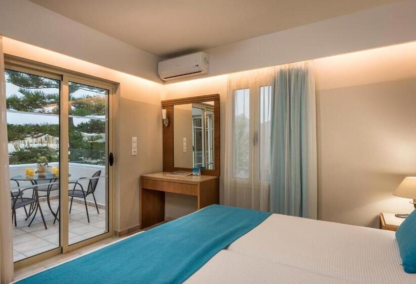 Elotis Suites
