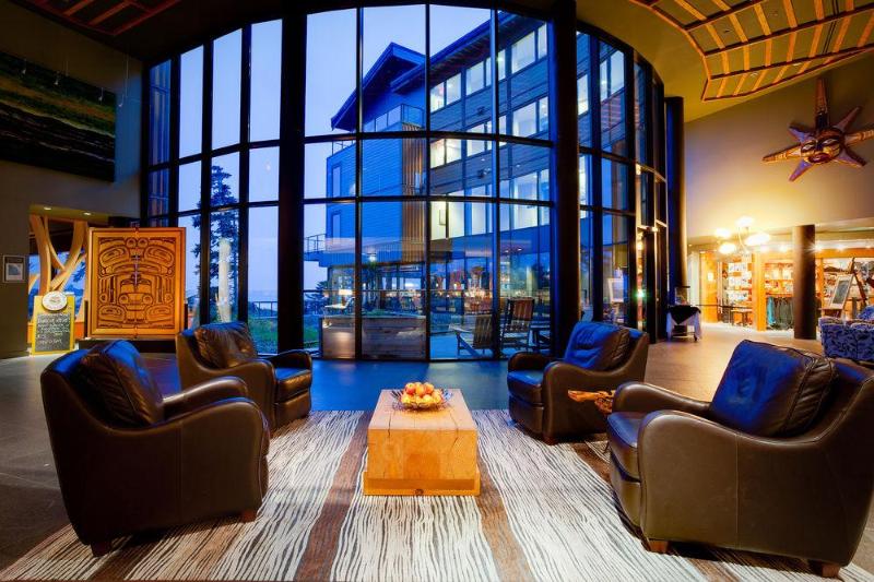 בית מלון כפרי Black Rock Oceanfront Resort