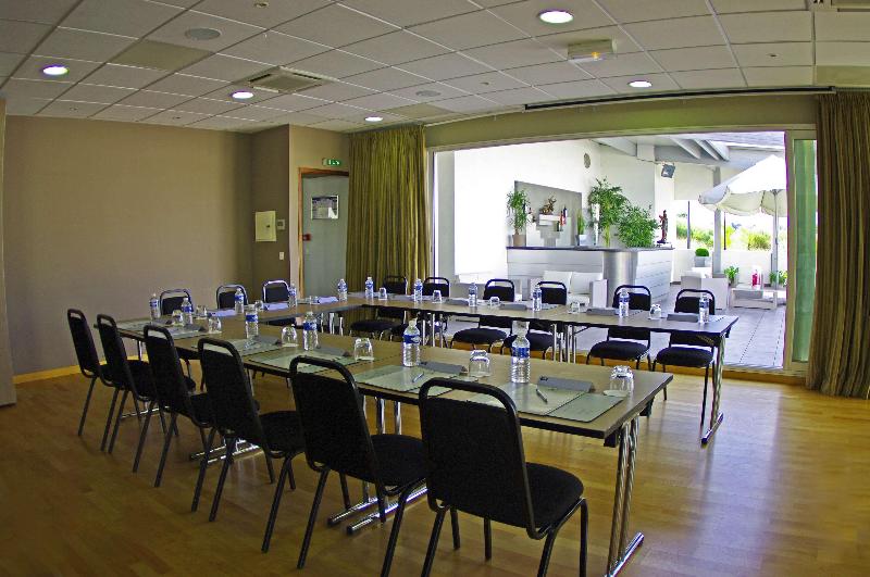 هتل Campanile Montpellier Ouest Croix D Argent