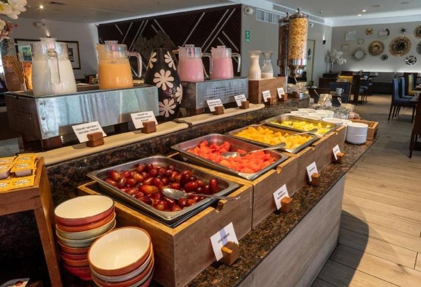 בית מלון כפרי Casa Andina Premium Miraflores