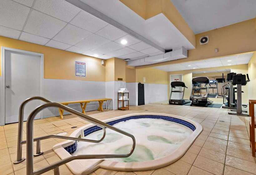 בית מלון כפרי Coast Fraser Inn