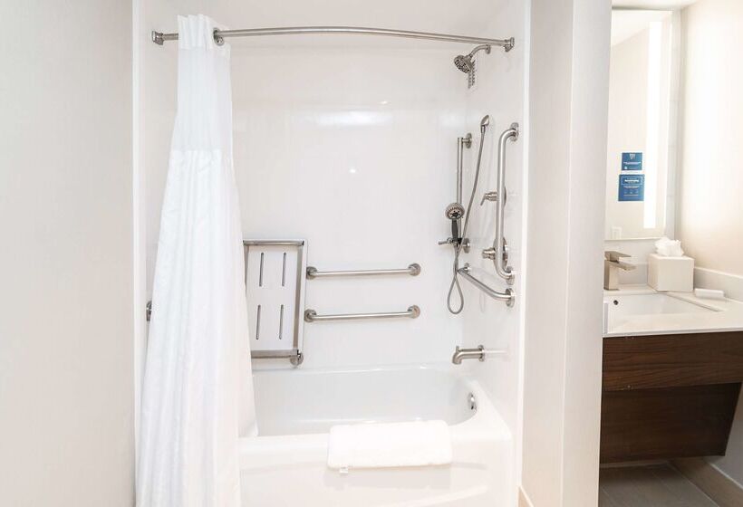 酒店 Hilton Garden Inn Fairfax