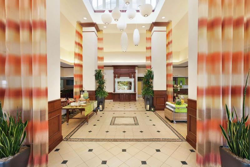 酒店 Hilton Garden Inn Fairfax