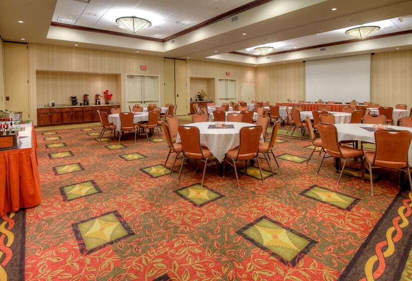 בית מלון כפרי Hilton Garden Inn Great Falls