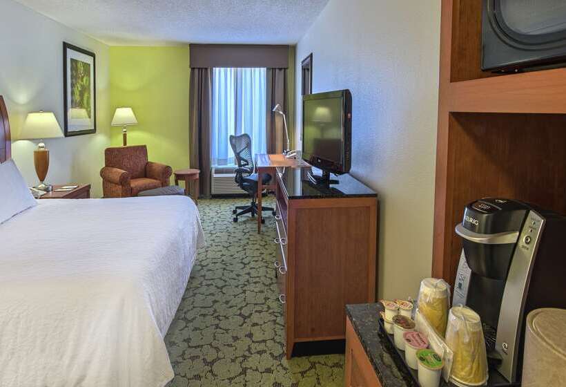 هتل Hilton Garden Inn Huntsville/space Center