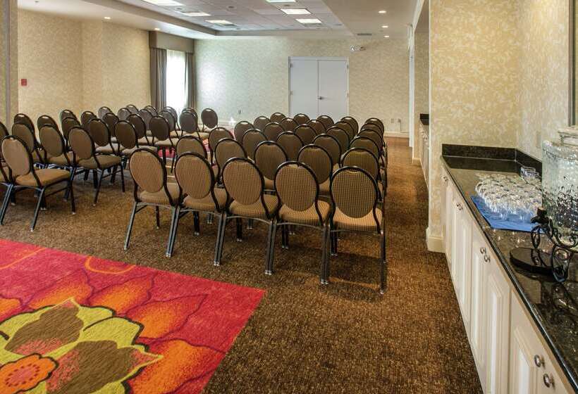 هتل Hilton Garden Inn Huntsville/space Center