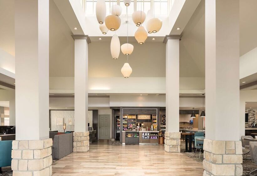 هتل Hilton Garden Inn Omaha West