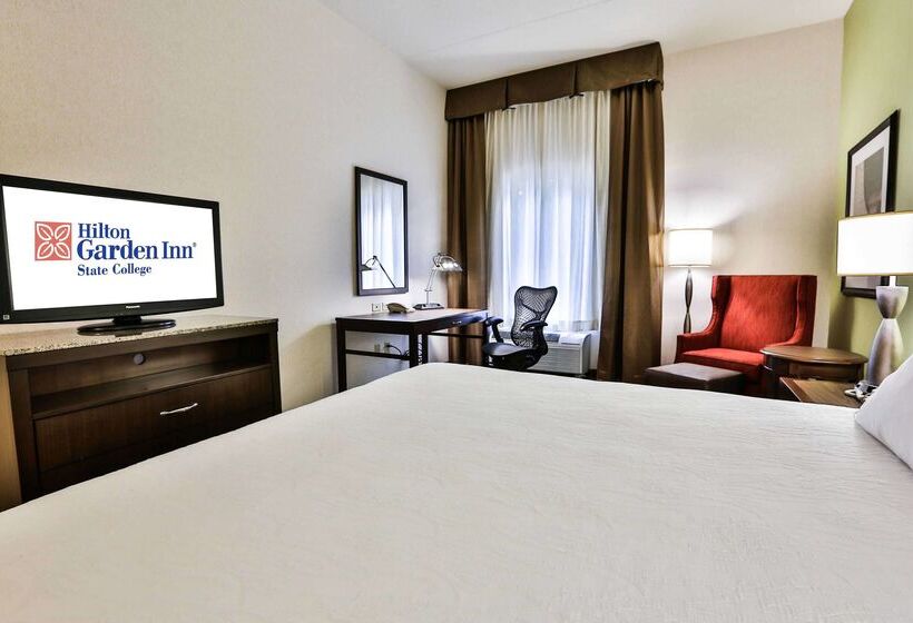 בית מלון כפרי Hilton Garden Inn State College