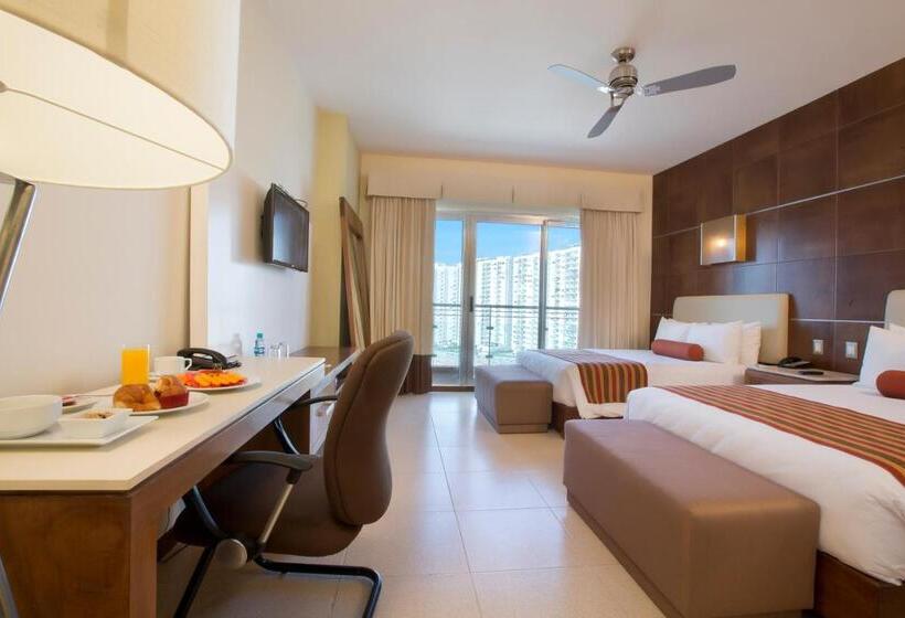 ホテル Krystal Urban Cancun & Beach Club