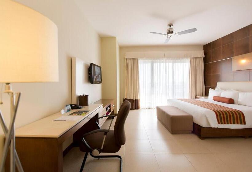 ホテル Krystal Urban Cancun & Beach Club