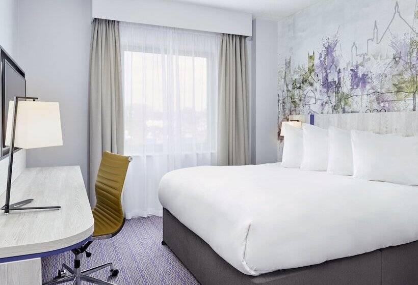 בית מלון כפרי Leonardo Exeter