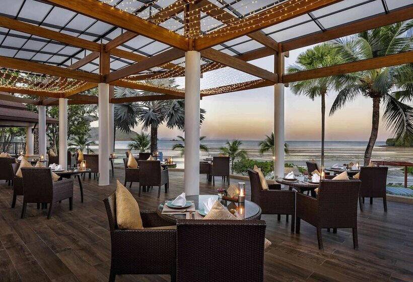 فندق Pullman Phuket Panwa Beach Resort
