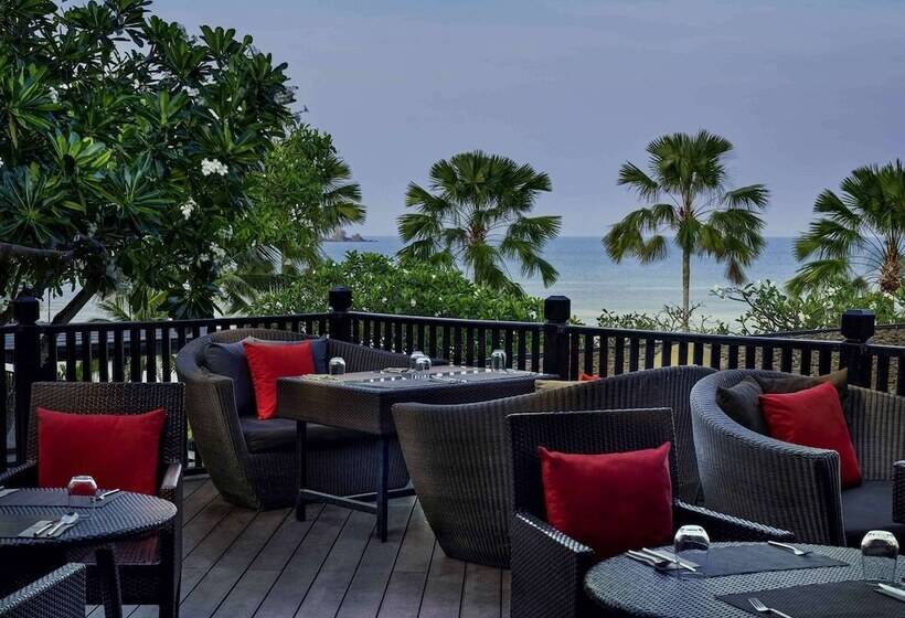 Отель Pullman Phuket Panwa Beach Resort