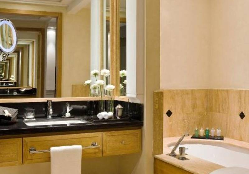 בית מלון כפרי & Ryads Barriere Le Naoura