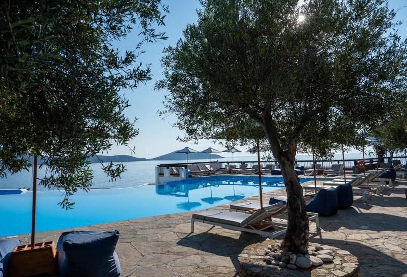 هتل Aquila Elounda Village Resort, Suites & Spa