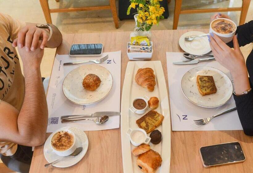 Novotel Cairo El Borg