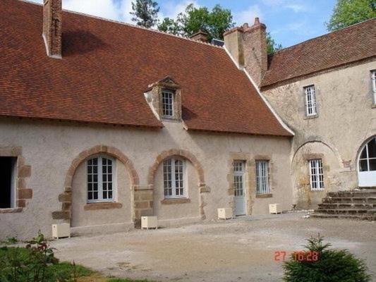 민박 Château De Villars