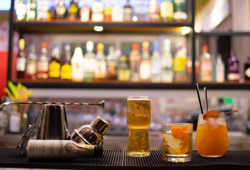 هتل Harriets Apartments