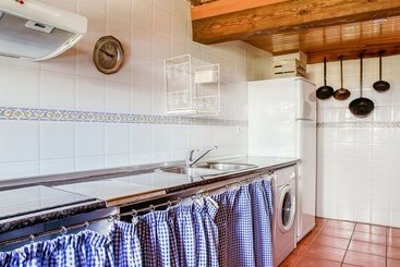 Traditional Cottage In Atauta Near Traditional Winery