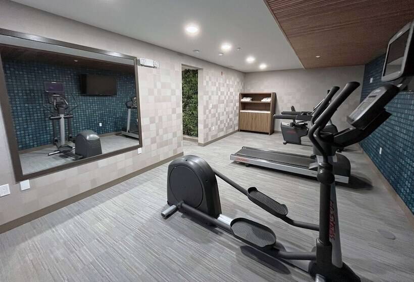 בית מלון כפרי La Quinta Inn & Suites By Wyndham Yakima Downtown
