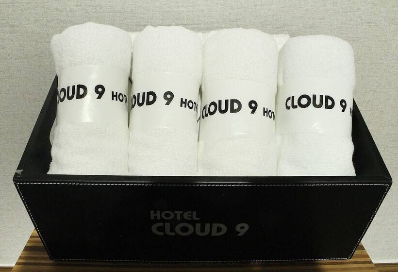 فندق على الطريق Gimhae Buwondong Cloud Nine