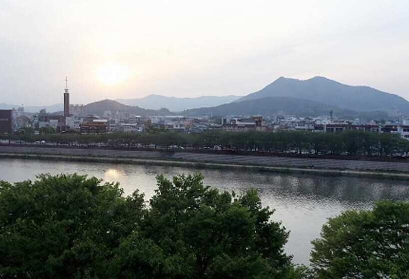 Namwon River Motel