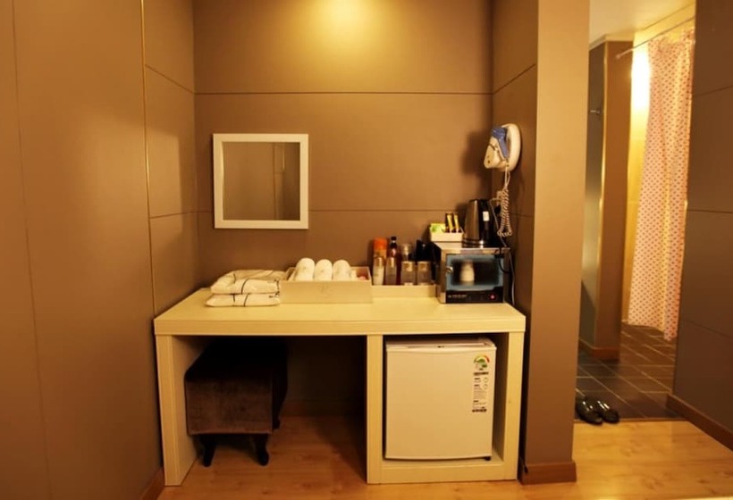 Namwon River Motel