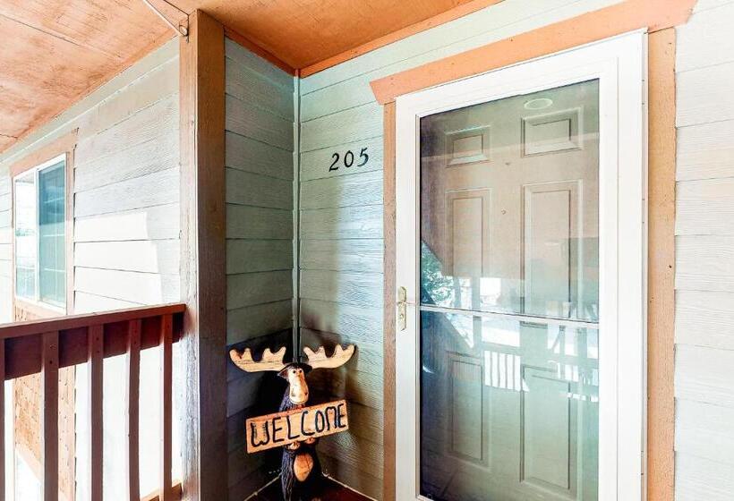 Revett Retreat