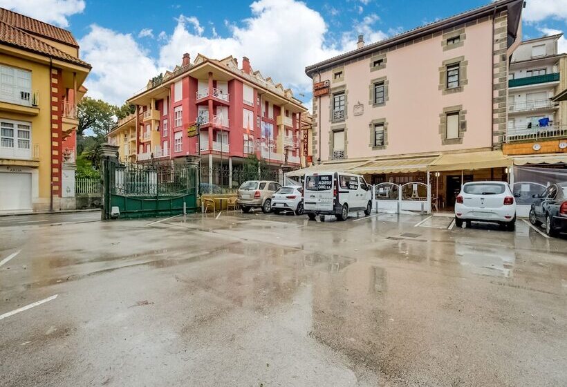 Hostal Restaurante La Pinta