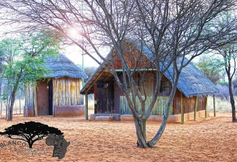 ホテル Blanco Hunting Safaris Game Ranch