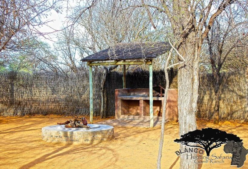 ホテル Blanco Hunting Safaris Game Ranch