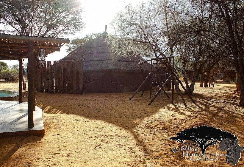 ホテル Blanco Hunting Safaris Game Ranch