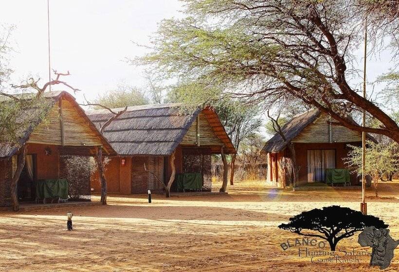 ホテル Blanco Hunting Safaris Game Ranch