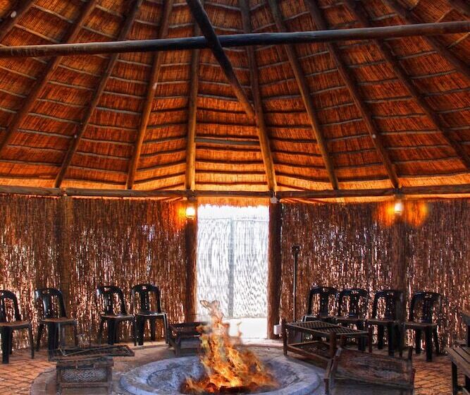 ホテル Blanco Hunting Safaris Game Ranch