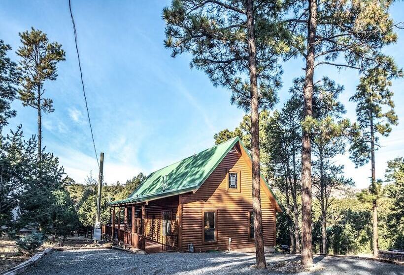 Wine N Pines