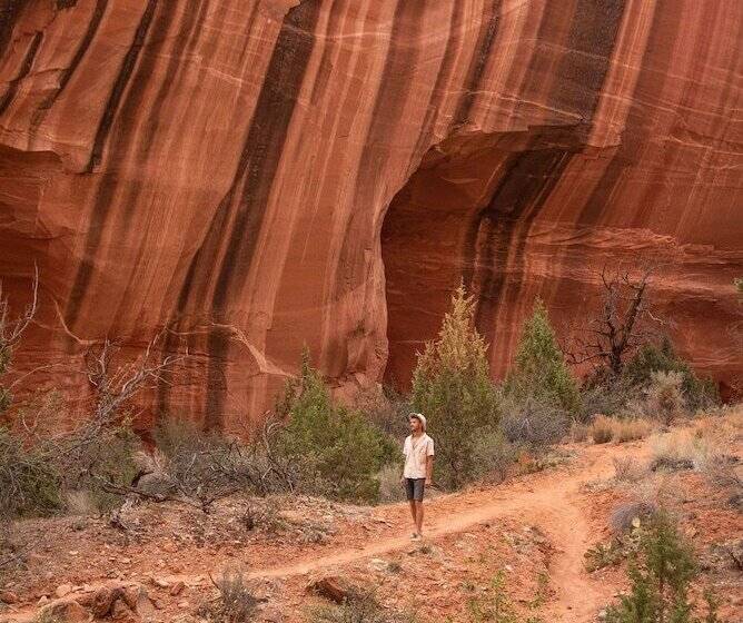 Ofland Escalante