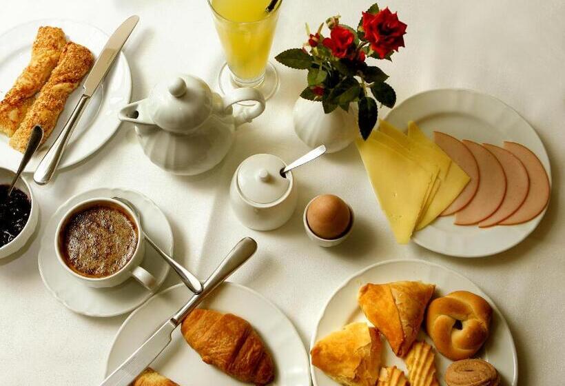 Arni Hotel Domotel