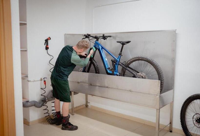 פונדק Fonda Can Fasersia