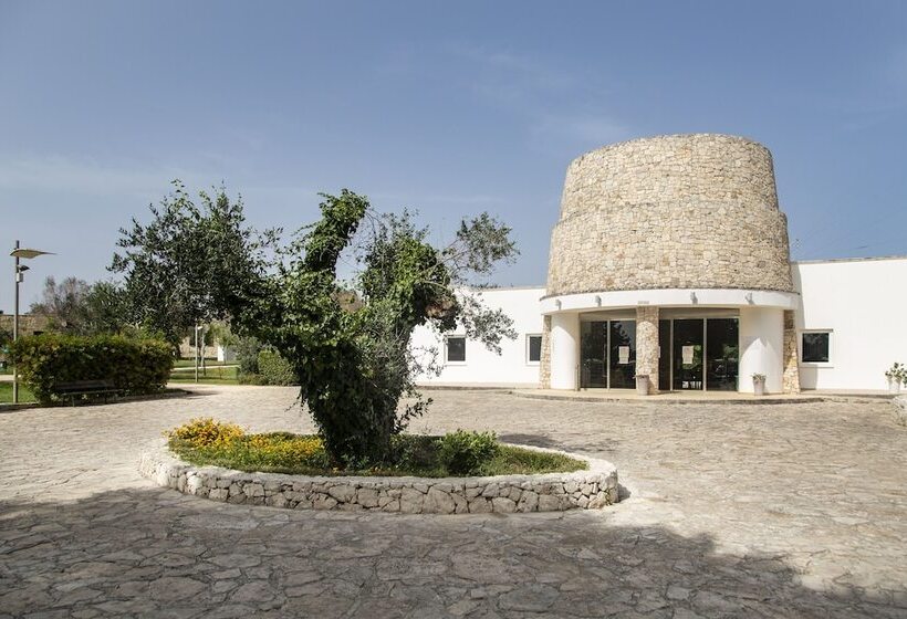 Отель Dolmen Sport Resort