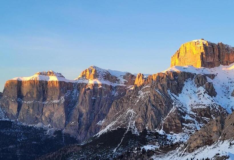 هتل Garni B&b Mozart Nesthouse