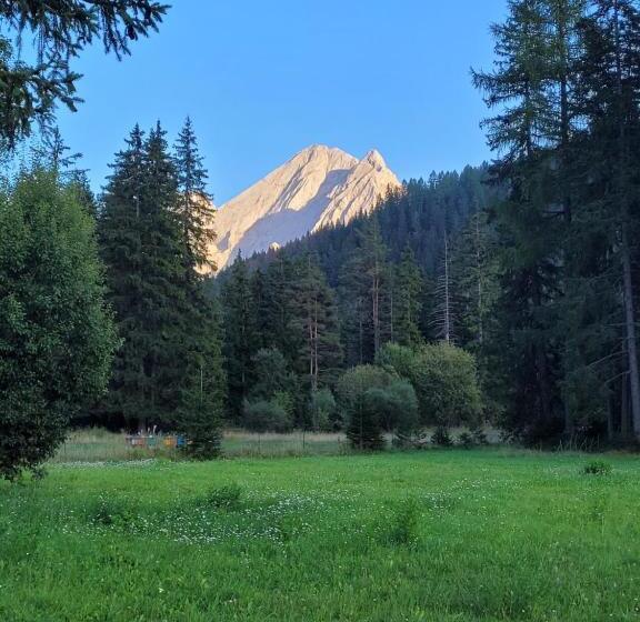 هتل Garni B&b Mozart Nesthouse