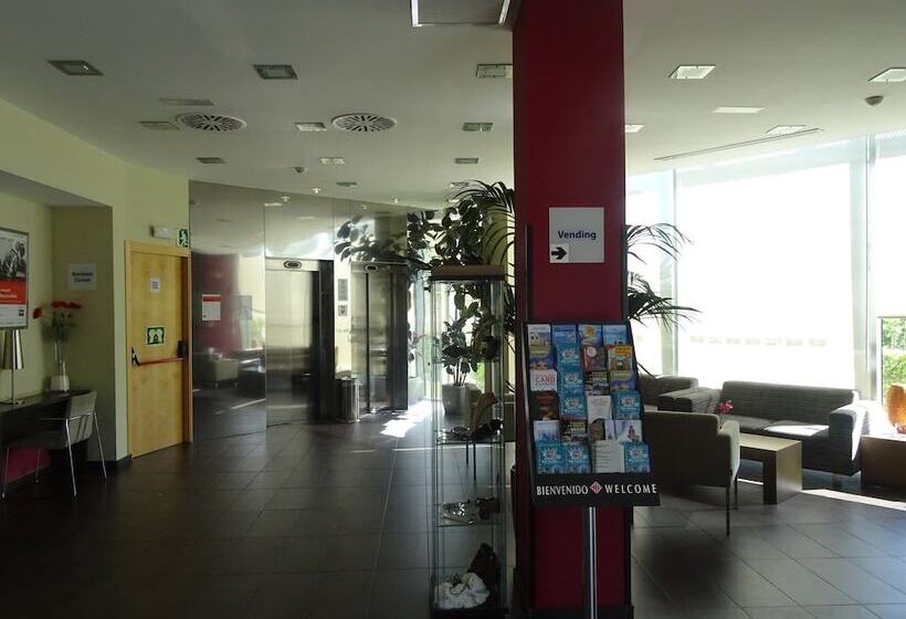 Hotel Holiday Inn Express Sant Cugat, An Ihg