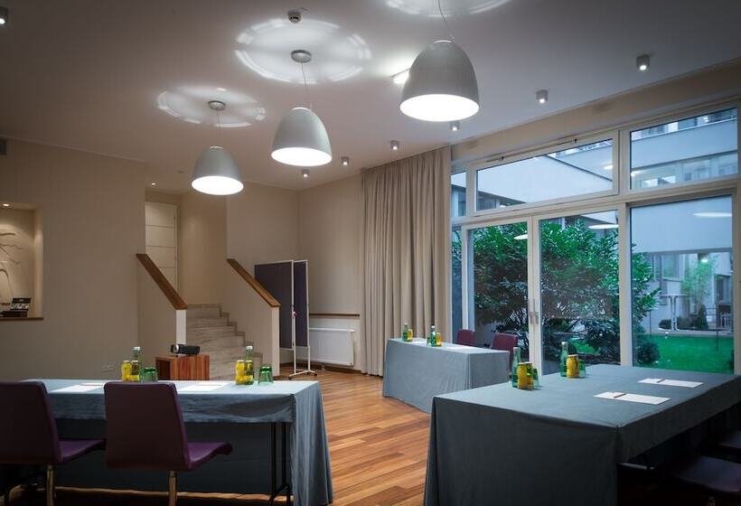 فندق Pakat Suites