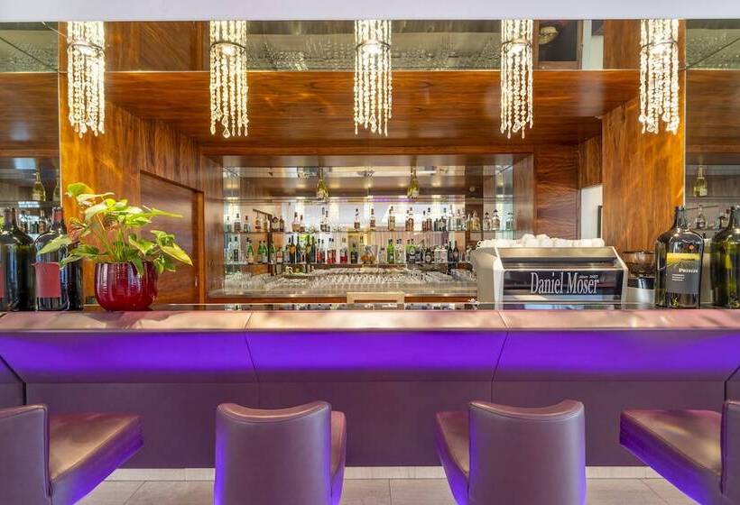 فندق Pakat Suites