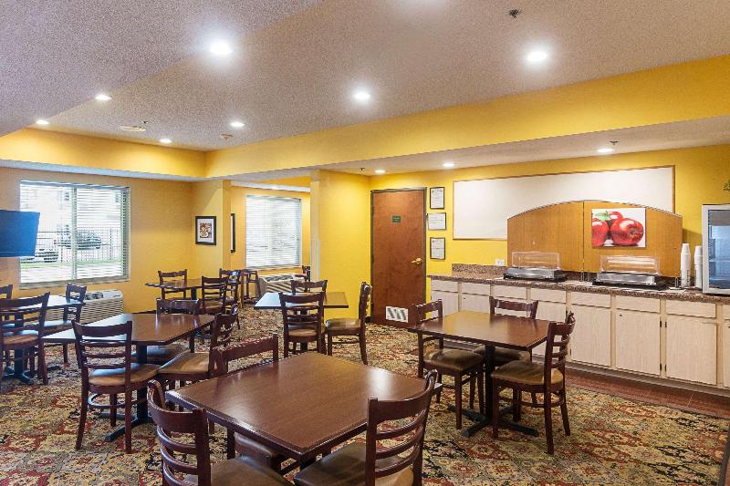 هتل Quality Inn & Suites West Chase