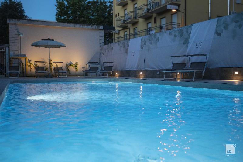 هتل Regina Elena 57 & Oro Bianco Spa
