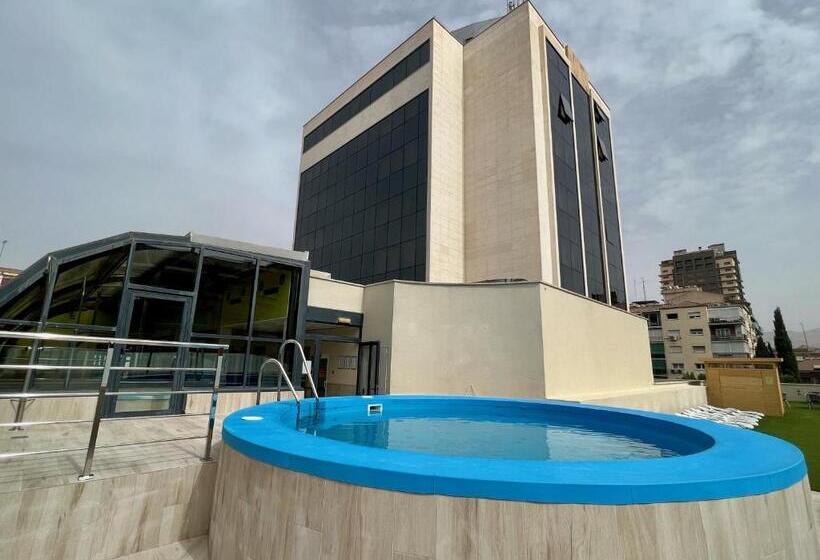 هتل Turia Granada